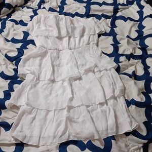 Adorable! Strapless white layered mini dress